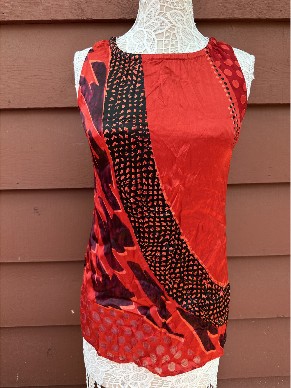 Cabi Red and Black Patterned Sleeveless Top